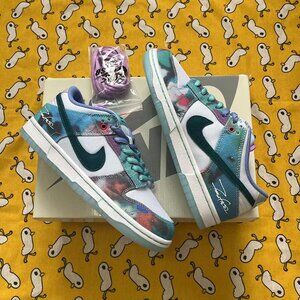 Nike SB Dunk Low Futura Laboratories Bleached Aqua Unisex Sneakers